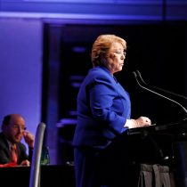 Bachelet asume protagonismo y se despide de Enade con una férrea defensa de su legado ante su audiencia más difícil