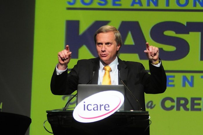 Hora de definirse para los empresarios: la agenda reformista de Alfredo Moreno y Bernardo Larraín Matte o el trumpismo criollo de José Antonio Kast Hora de definirse para los empresarios: la agenda reformista de Alfredo Moreno y Bernardo Larraín Matte o el trumpismo criollo de José Antonio Kast
