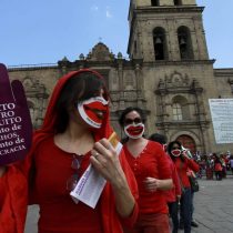 Bolivia amplía aborto legal a estudiantes y mujeres con hijos, discapacitados o mayores a su cargo