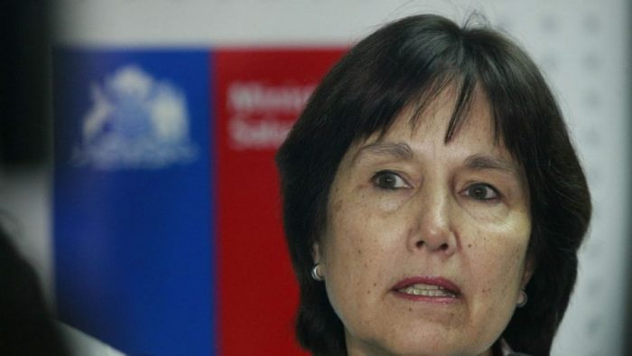 Ministra de salud postula a bono de retiro de $15 millones antes del fin del mandato de Bachelet