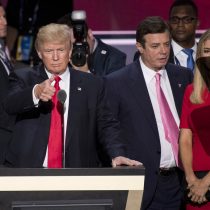 Ex jefe de campaña de Trump es acusado de 