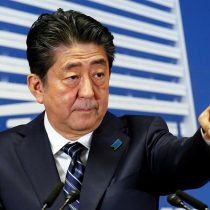 Primer ministro Shinzo Abe promete medidas fuertes contra Corea del Norte tras su victoria en elecciones legislativas en Japón