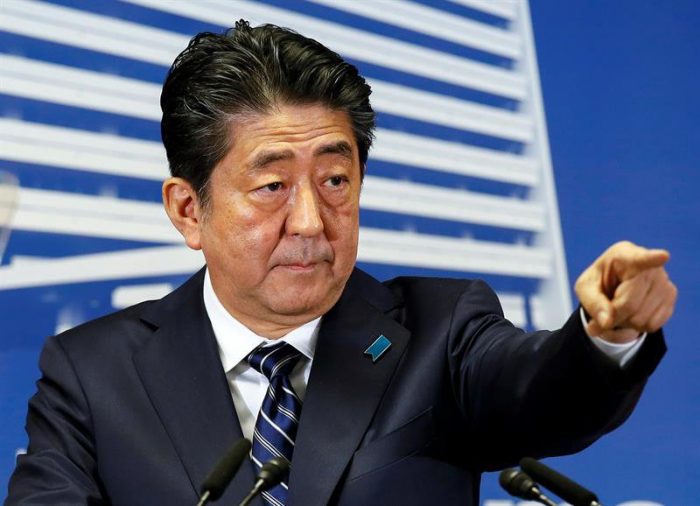 Primer ministro Shinzo Abe promete medidas fuertes contra Corea del Norte tras su victoria en elecciones legislativas en Japón Primer ministro Shinzo Abe promete medidas fuertes contra Corea del Norte tras su victoria en elecciones legislativas en Japón