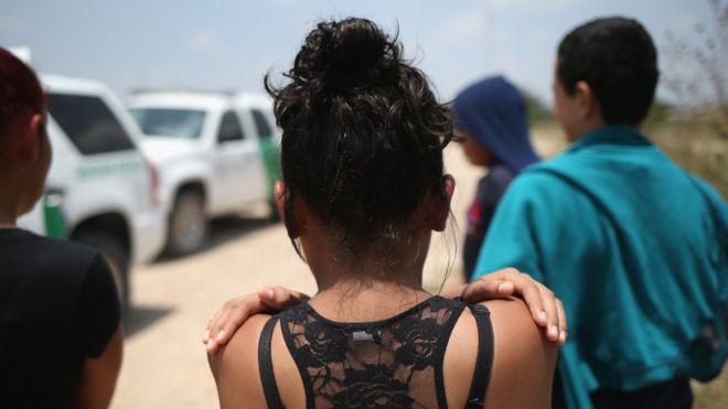 “Esto es entre Dios y yo”, el mensaje de la menor inmigrante a la que el gobierno de Trump intentó impedir abortar “Esto es entre Dios y yo”, el mensaje de la menor inmigrante a la que el gobierno de Trump intentó impedir abortar
