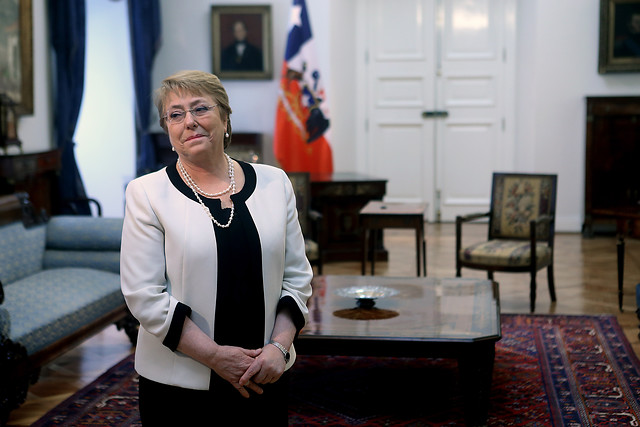 Presidenta Bachelet nombra nuevos embajadores en Argelia y España Presidenta Bachelet nombra nuevos embajadores en Argelia y España