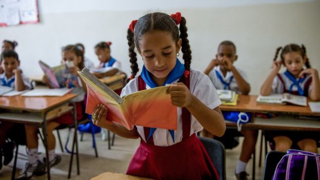 Cuba es considerado el país con mayor acceso a la educación para niñas en el mundo
