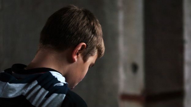 Niños suicidas: las razones detrás del triste récord de Chile Niños suicidas: las razones detrás del triste récord de Chile