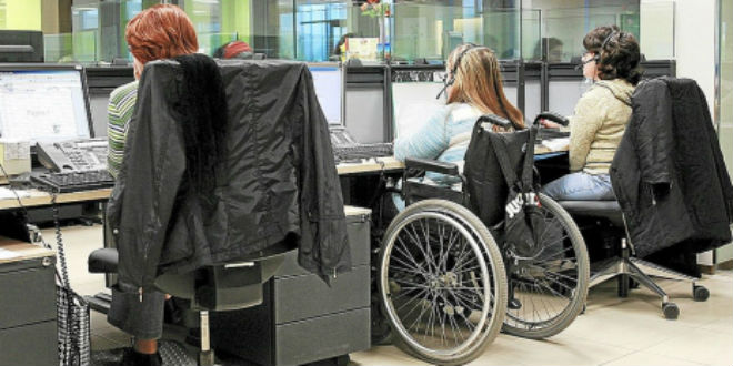 Inserción laboral en personas en situación de discapacidad: barreras y desafíos para una participación plena y efectiva en la sociedad Inserción laboral en personas en situación de discapacidad: barreras y desafíos para una participación plena y efectiva en la sociedad