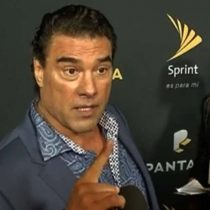 [VIDEO] Actor mexicano Eduardo Yáñez golpea a periodista en plena alfombra roja