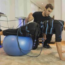 Electrofitness: los ejercicios de moda entre los famosos que dejaron a una joven en terapia intensiva