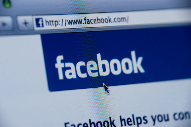 Facebook tropieza en primer intento de erradicar noticias falsas Facebook tropieza en primer intento de erradicar noticias falsas