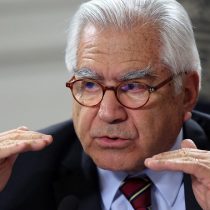 Mario Fernández acusa “desinformación” de la derecha tras anuncio de acusación constitucional en su contra
