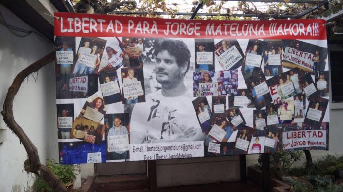 Caso Mateluna: formalizan al carabinero responsable del informe que sentenció al ex frentista Caso Mateluna: formalizan al carabinero responsable del informe que sentenció al ex frentista