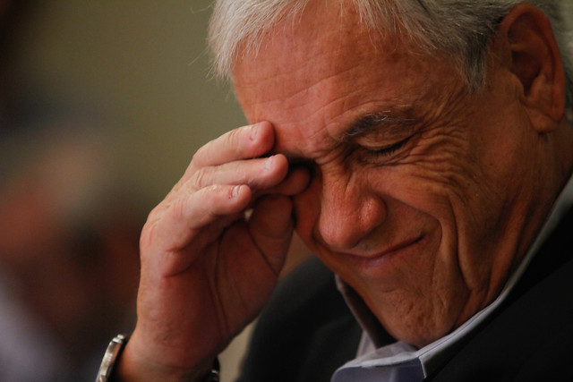 Piñera fuera de control: improvisación y desorden tras ola de errores del ex Presidente Piñera fuera de control: improvisación y desorden tras ola de errores del ex Presidente