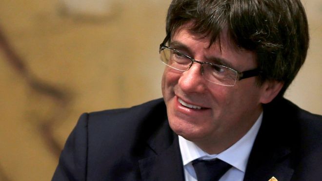 Puigdemont está en Bélgica tras ser acusado por fiscalía de España por delitos de sedición y rebelión Puigdemont está en Bélgica tras ser acusado por fiscalía de España por delitos de sedición y rebelión