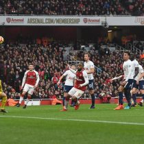 [VIDEO] Alexis y Mustafi le dan al Arsenal el derbi del norte de Londres