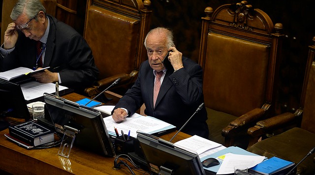 Zaldívar la tira para el córner: critica a los fiscales y prepara querella por filtración Zaldívar la tira para el córner: critica a los fiscales y prepara querella por filtración