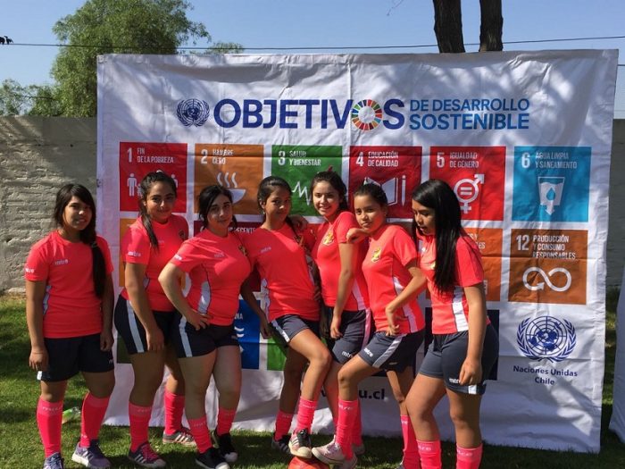 120 niñas y adolescentes participaron en torneo de fútbol femenino para fomentar la autoestima 120 niñas y adolescentes participaron en torneo de fútbol femenino para fomentar la autoestima