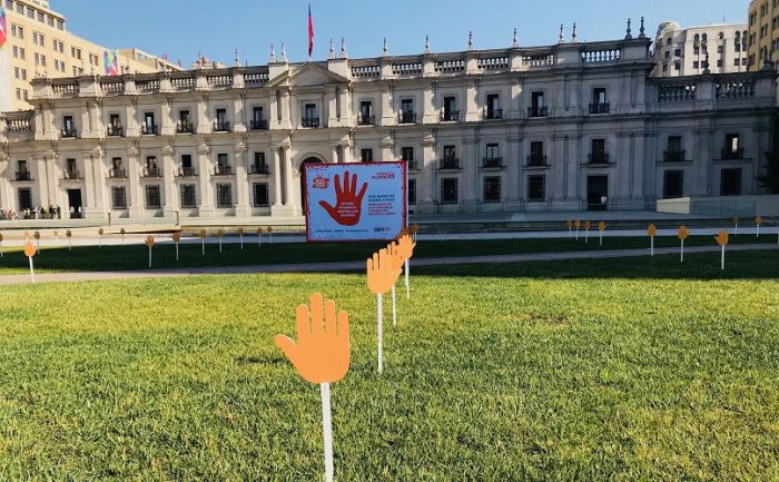 Más de 300 manos en La Plaza de la Ciudadanía dicen No a la violencia contra las mujeres Más de 300 manos en La Plaza de la Ciudadanía dicen No a la violencia contra las mujeres