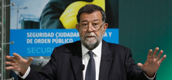 “No se ajusta a derecho”: el contundente rechazo de la Contraloría al “decreto espía” impulsado por Aleuy