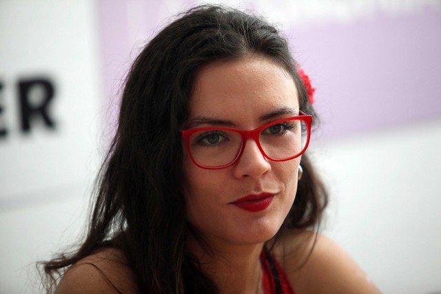 «Ahora sí tengo el auto más caro del mercado»: el particular anuncio de Camila Vallejo en Twitter