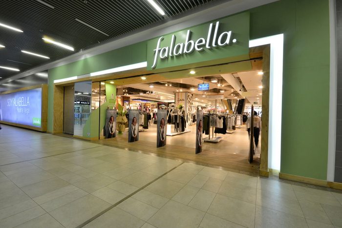 Falabella le muestra los dientes a Amazon: US$ 770 millones en ventas online en 2017, inteligencia artificial y todas las fichas al eCommerce Falabella le muestra los dientes a Amazon: US$ 770 millones en ventas online en 2017, inteligencia artificial y todas las fichas al eCommerce