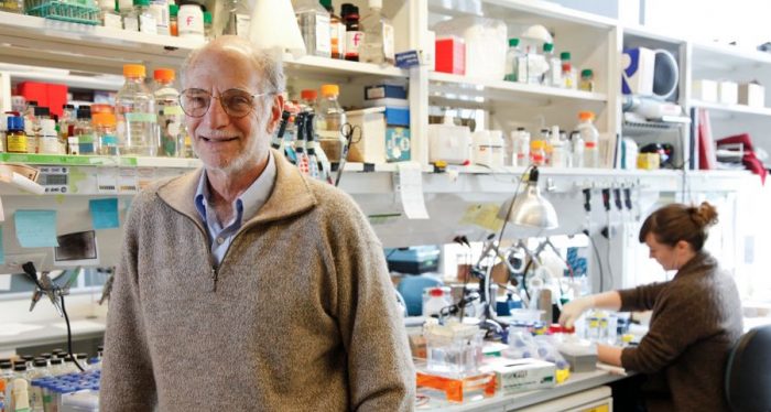 Premio Nobel de Medicina en Chile: “Hacer ciencia educa y eso es una gran ganancia para la cultura del país” Premio Nobel de Medicina en Chile: “Hacer ciencia educa y eso es una gran ganancia para la cultura del país”