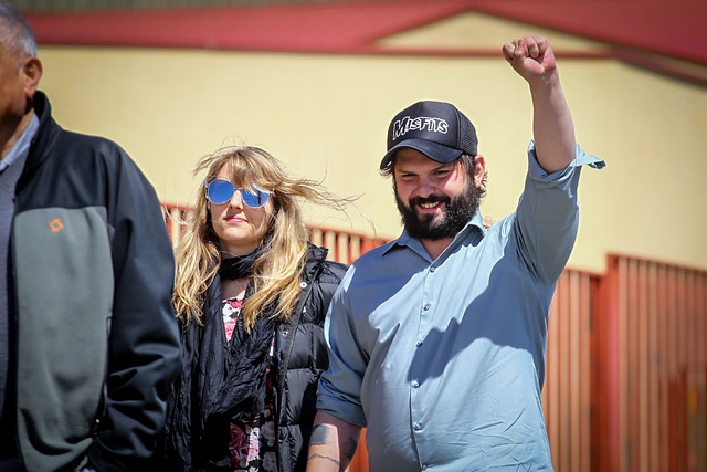 Líderes del Frente Amplio acusan chantaje y critican el tono paternalista usado por Guillier: “No es el camino correcto” Líderes del Frente Amplio acusan chantaje y critican el tono paternalista usado por Guillier: