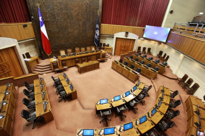 Senadores emplazan a Piñera a agotar todas las instancias para revertir decisión de Francia sobre Palma Salamanca Senadores emplazan a Piñera a agotar todas las instancias para revertir decisión de Francia sobre Palma Salamanca