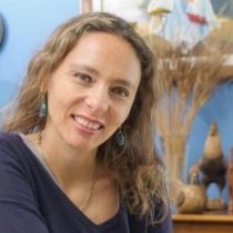 Constanza Díaz: «La madre perfecta está en la imaginación de quienes nunca han sido madres»