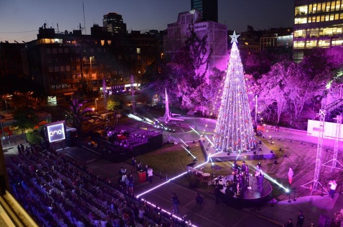 Enel Chile enciende primer árbol de Navidad iluminado 100% con energía renovable Enel Chile enciende primer árbol de Navidad iluminado 100% con energía renovable