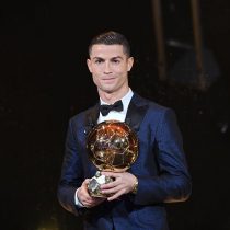 Cristiano Ronaldo recibe su quinto Balón de Oro e iguala a Lionel Messi