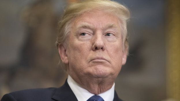 Trump desafía al FBI al destapar un informe que denuncia abusos y negligencia en trama rusa Trump desafía al FBI al destapar un informe que denuncia abusos y negligencia en trama rusa