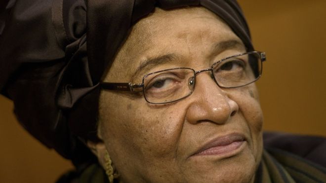 El legado de la primera mujer presidenta de África y Nobel de la Paz que considera el feminismo “un extremismo” y defiende las leyes contra homosexuales El legado de la primera mujer presidenta de África y Nobel de la Paz que considera el feminismo
