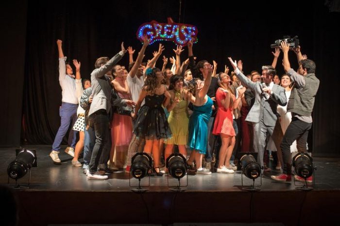 Musical gratuito con éxitos de los 80 en Duoc UC Musical gratuito con éxitos de los 80 en Duoc UC
