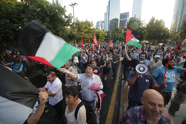 Protestan frente a la embajada de EEUU por decisión de Trump sobre Jerusalén Protestan frente a la embajada de EEUU por decisión de Trump sobre Jerusalén