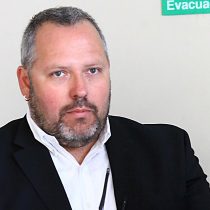 La venganza de Dávalos: hijo de Bachelet confirmó que se querellará contra actor Daniel Alcaíno