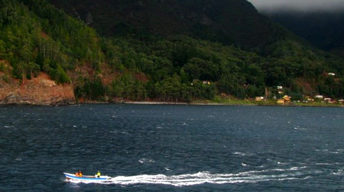 Pescadores de Juan Fernández denuncian lobby que busca reducir en 80% parque marino Pescadores de Juan Fernández denuncian lobby que busca reducir en 80% parque marino