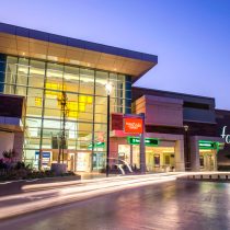 Santander estima que Mall Plaza tendría un valor capital entre US$5.200 a US$7.100 millones