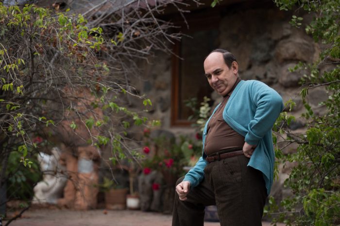Miniserie «Neruda»: personajes exagerados y poco realistas Miniserie «Neruda»: personajes exagerados y poco realistas