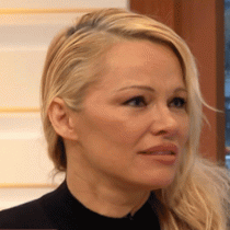 Pamela Anderson: «Sabes dónde te metes cuando entras sola en la habitación de un hotel»