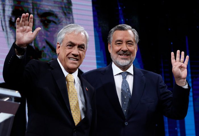 Las versiones ‘bots’ de Piñera y Guillier responden a la ciudadanía gracias a la inteligencia artificial Las versiones 'bots' de Piñera y Guillier responden a la ciudadanía gracias a la inteligencia artificial