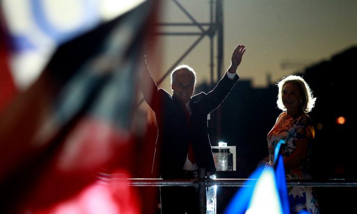 Piñera obtiene más respaldo electoral con voto voluntario que con voto obligatorio en 2009 Piñera obtiene más respaldo electoral con voto voluntario que con voto obligatorio en 2009