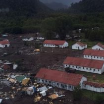 Aumenta a once el número de muertos por alud en Villa Santa Lucía