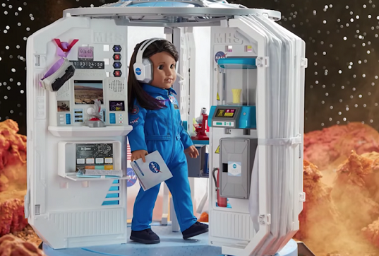 La Muñeca del Año en EEUU es chilena y aspirante a astronauta La Muñeca del Año en EEUU es chilena y aspirante a astronauta