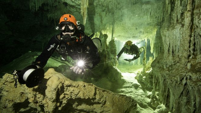 Así es la cueva submarina más grande del mundo Así es la cueva submarina más grande del mundo