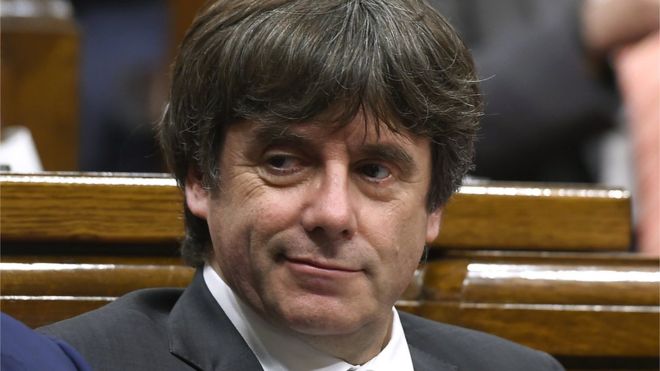 Justicia española prohíbe que Carles Puigdemont sea investido presidente de Cataluña a distancia Justicia española prohíbe que Carles Puigdemont sea investido presidente de Cataluña a distancia