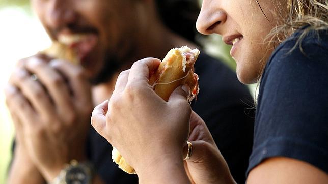Intoxicación por alimentos puede ser mortal sino se atiende a tiempo Intoxicación por alimentos puede ser mortal sino se atiende a tiempo