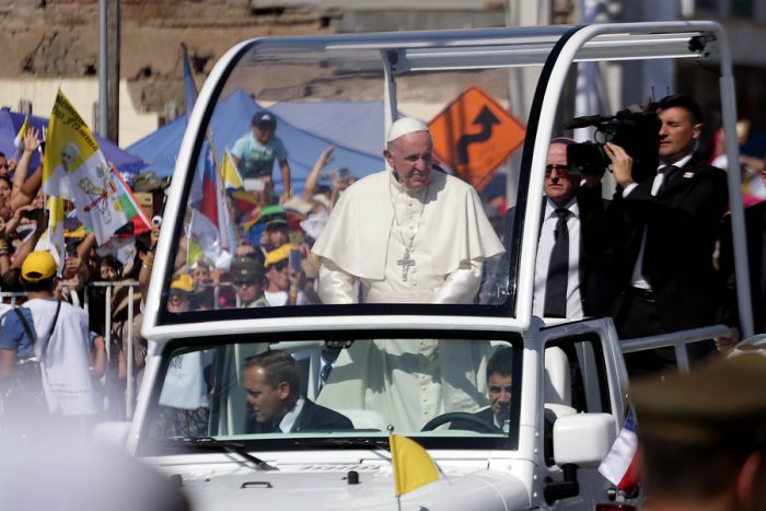 Papa Francisco a los jóvenes en Maipú: «¡Cuánto necesita la Iglesia de ustedes, que nos muevan el piso y nos ayuden a estar más cerca de Jesús!» Papa Francisco a los jóvenes en Maipú: