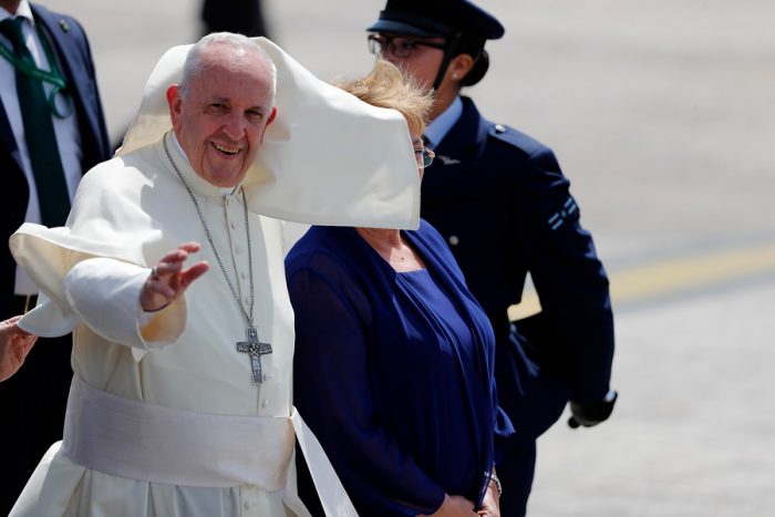 Papa deja Chile para proseguir en Perú su sexta gira apostólica Latinoamérica Papa deja Chile para proseguir en Perú su sexta gira apostólica Latinoamérica